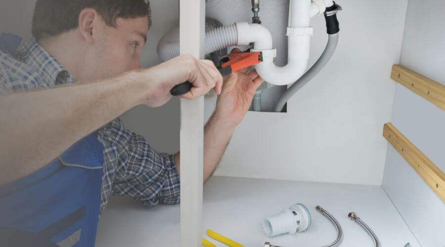 Local water heater installation in Palatine, IL